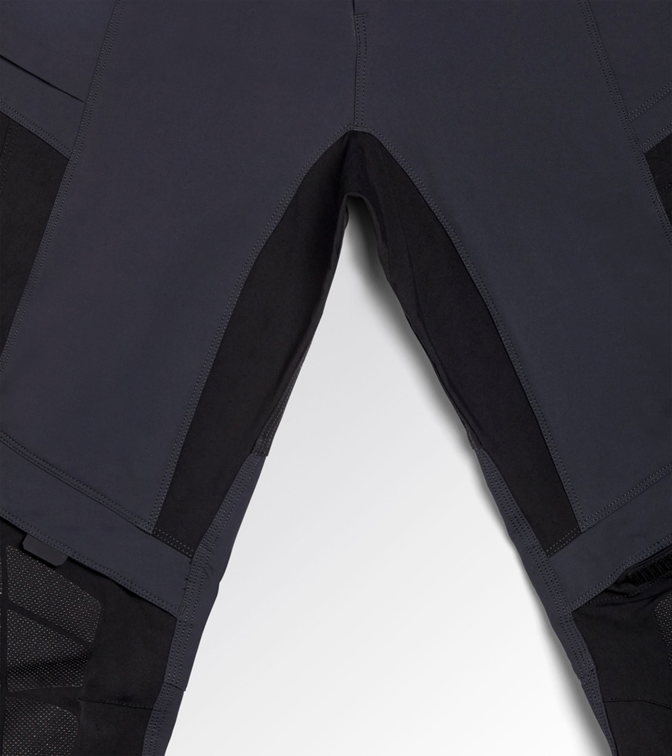 180798 DIADORA HLAČE PERFORMANCE EVOLUTION L SMOKE