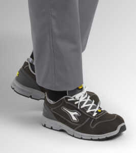 17530449 DIADORA RUN II HI S3-SRC ESD 49