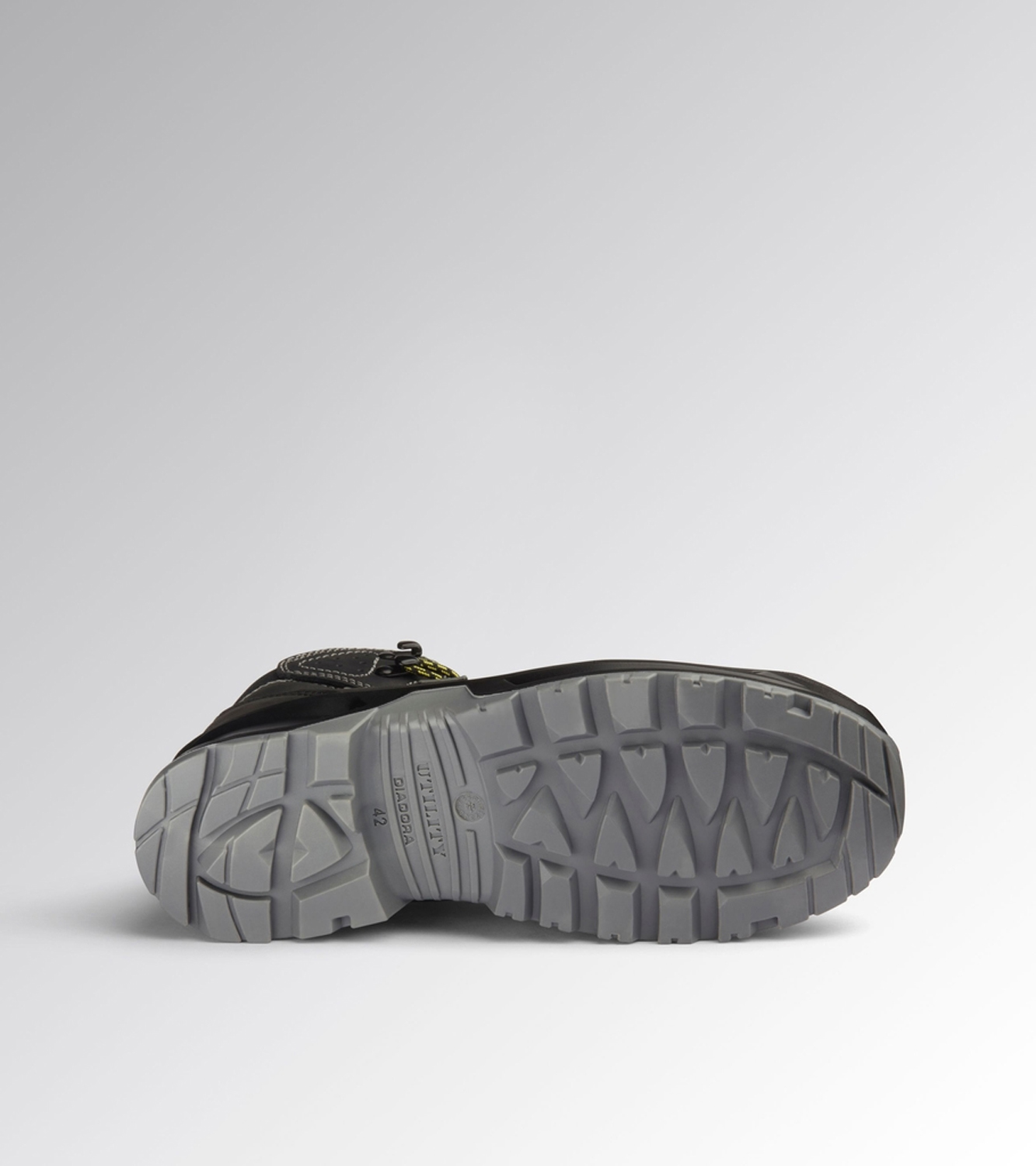 18102346 DIADORA CLASSIC LOW S3S FO SC LG SR 46 CRNE